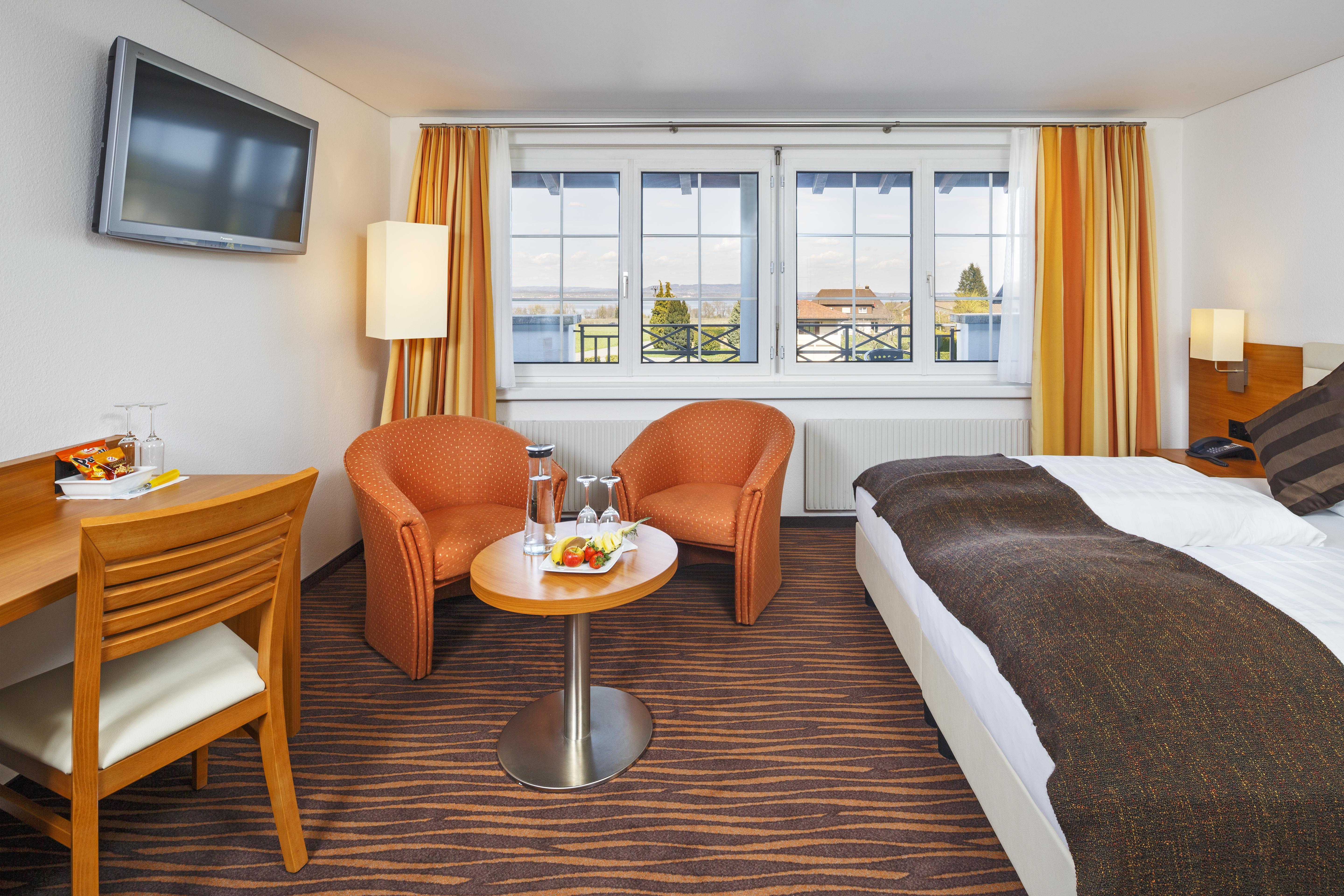Seemoewe Swiss Quality Hotel Güttingen Exteriör bild